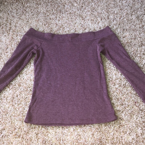 Off the shoulder top - Picture 1 of 1